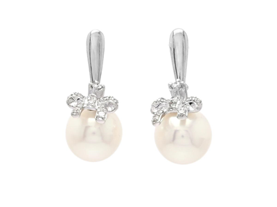 Pearl earrings