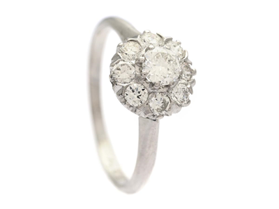 Jewellery, CLUSTER RING, platinum