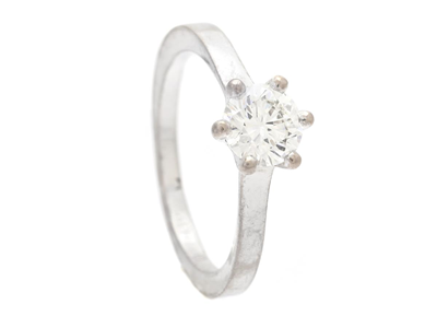 Jewellery, SOLITAIRE RING, 18K white gold