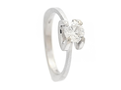 Jewellery, SOLITAIRE RING, 18K white gold