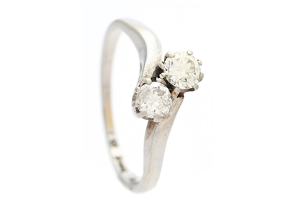 Jewellery, TWO STONE CROSS OVER RING, platinum