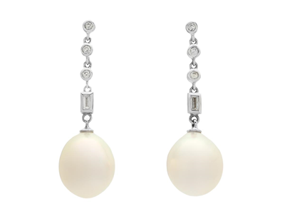 Jewellery, EARRINGS, 18K white gold