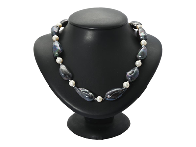 Jewellery, NECKLACE, cultured freshwater pearls