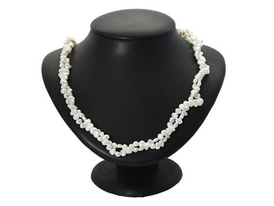 Jewellery, PEARL NECKLACE, cultured freshwater pearls
