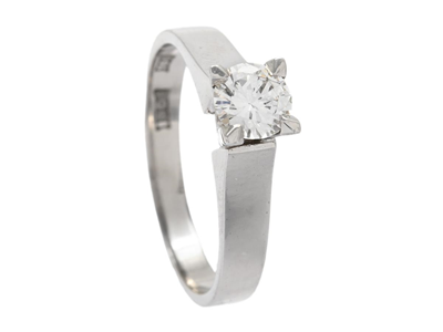 Jewellery, SOLITAIRE RING, 18K white gold