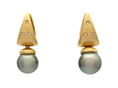 Jewellery, EARRINGS, 18K gold