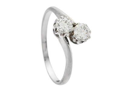 Jewellery, TWO STONE CROSS OVER RING, 18K white gold