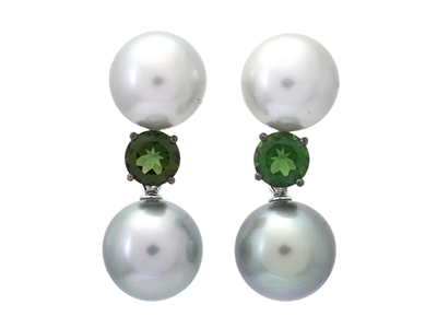 Jewellery, PEARL EARRINGS, 18K white gold