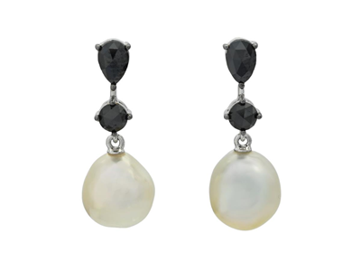 Jewellery, PEARL EARRINGS, 18K white gold
