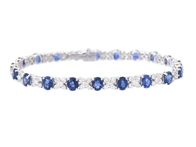 Jewellery, NECKLACE, 18K white gold with 20 oval blue sapphires 8,88 ctw