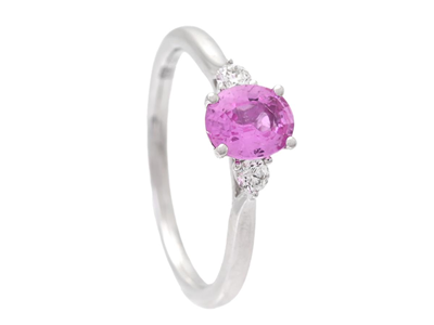 Jewellery, THREE STONE RING, 18K white gold