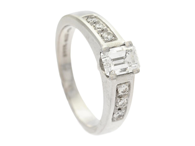Jewellery, RING, 18K white gold