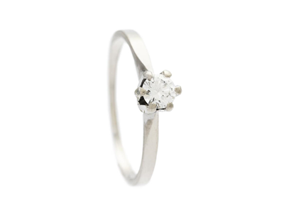Jewellery, SOLITAIRE RING, 18K white gold