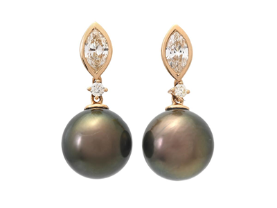 Jewellery, PEARL EARRINGS, 18K gold