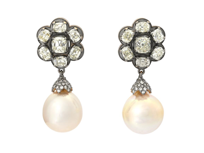 Jewellery, PEARL EARRINGS, 18K gold