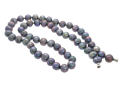 Jewellery, PEARL NECKLACE, dyed cultured freshwater pearls