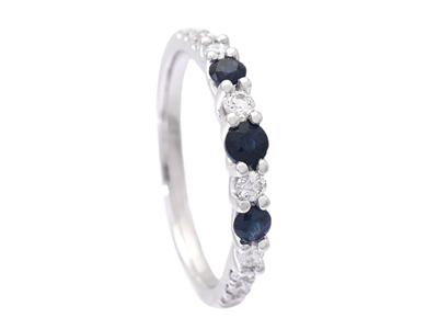 Jewellery, RING, 18K white gold with blue sapphires 0,33 ctw