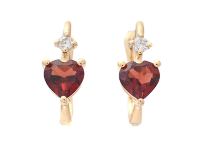 Jewellery, EARRINGS, 18K gold with heartshaped garnets 1,08 ctw