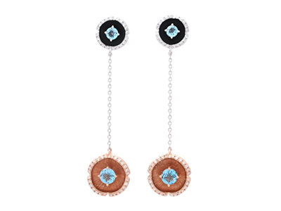 Jewellery, EARRINGS, 18K gold/white gold with 4 blue topazes 0,95 ctw
