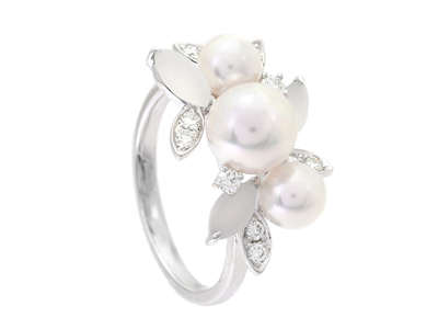 Jewellery, PEARL RING, 18K white gold