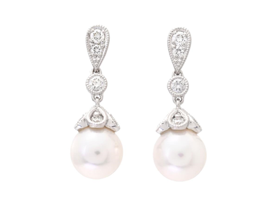 Jewellery, PEARL EARRINGS, 18K white gold