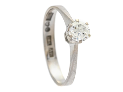 Jewellery, SOLITAIRE RING, 18K white gold