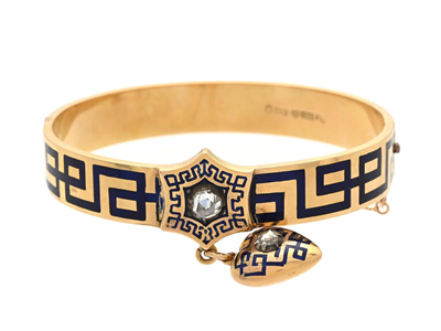 Jewellery, GUSTAF MÖLLENBORG, bangle with a charm in shape of a heart