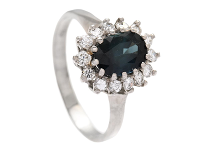 Jewellery, CLUSTER RING, 18K white gold