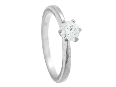 Jewellery, SOLITAIRE RING, 18K white gold