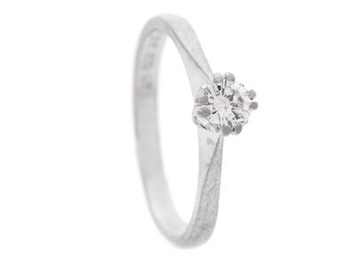 Jewellery, SOLITAIRE RING, 18K white gold