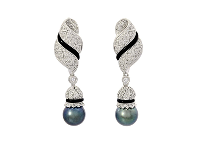 Jewellery, PEARL EARRINGS, 18K white gold