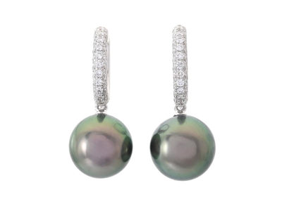 Jewellery, PEARL EARRINGS, 18K white gold