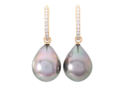 Jewellery, PEARL EARRINGS, 18K gold