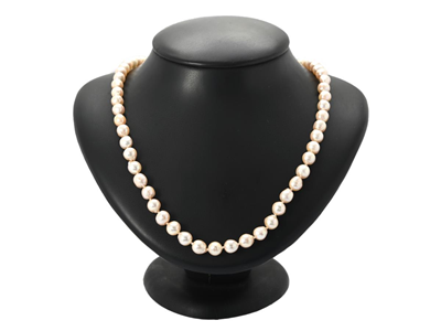 Jewellery, PEARL NECKLACE, cultured salt water pearls approx. 6,5-7,5 mm