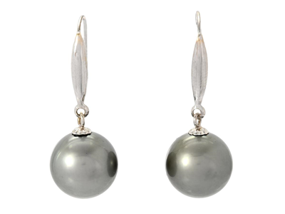 Jewellery, PEARL EARRINGS, 18K white gold
