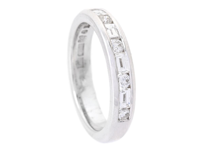 Jewellery, ETERNITY RING, 18K gold
