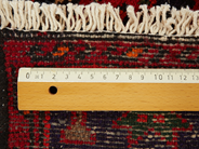 Carpets - HAMADAN, 128x223 cm. Handmade Persian carpet in wool in typical red color. The hexagon in the center is surrounded by a floral binding - View 5