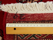 Carpets - PAKISTAN, 139x197 cm. Handmade Pakistani carpet in wool. The pattern is typical for this kind of carpet and reminds of the one of Bokhara-carpets. Mail only. - View 5