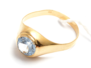 Jewellery, Ring 18K 2,1g, skew with stone, in auction: Pawn – Tuesday 21 April 2015