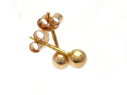 Jewellery, Earrings one pair 18K 0,5g , in auction: Pawn – Tuesday 28 July 2015