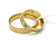 Lot, Rings 2 items 18K 7,4g, engraved, in auction: Pawn – Tuesday 28 July 2015
