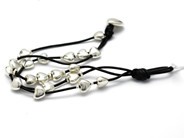 Jewellery, Bracelet Pilgrim, hjärtberlocker in leather strap 19,5cm , in auction: Pawn – Tuesday 10 November 2015