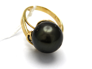 Lot, Ring with pearl 14K Ø17 visible limrester, defect pearl (matte mother-of-pearl) Brv 6,4g , in auction: Pawn – Tuesday 10 November 2015