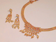 Jewellery, NECKLACE, EARRINGS, in auction: Modern – Saturday 4 November 2000