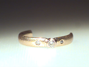 Jewellery, BRILLIANT-CUT DIAMONDS, approx 0,10 ct W/VS 2 brilliant-cut diamonds tot. 0,04  guldvikt 3.0 g, in auction: Modern – Saturday 4 November 2000