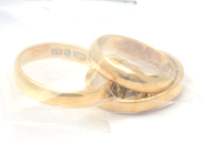 Lot, Lot of gold 18K 12,0g broken/engraving, in auction: Pawn – Tuesday 27 September 2016