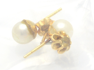 Lot, Lot of gold 18K 2,6g with stone, broken, in auction: Pawn – Tuesday 27 September 2016