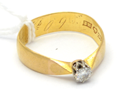 Lot, Ring 23K 4,2g Ø17¾ diamond 1xca0,18ct scratched/engraving/skew, in auction: Pawn – Tuesday 27 September 2016