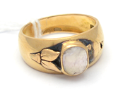 Jewellery, Ring 18K 5,4g with stone, broken, in auction: Pawn – Tuesday 27 September 2016