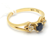 Jewellery, Ring 18K 2,3g Ø16½ with stones, in auction: Pawn – Tuesday 27 September 2016